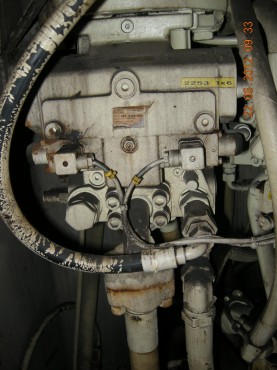 港口設(shè)備維修現(xiàn)場3